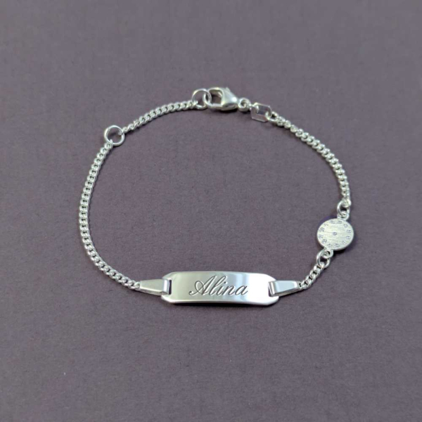 Taufarmband mit Taufuhr